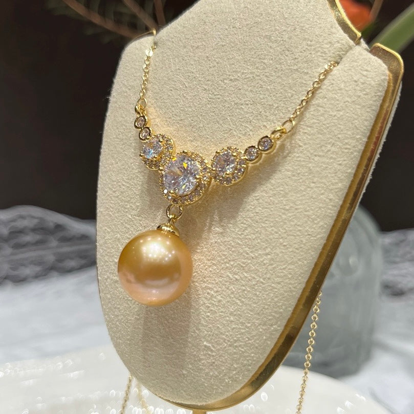 Luxurious Queen Zircon Natural Gold Yellow Pearl Necklace AAA 12-13mm