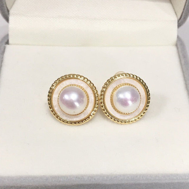 Circle White Shell Freshwater Pearl Stud Earrings