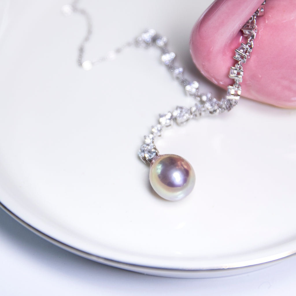 Y-Chain Iridescent Purple Metallic Baroque Pearl Necklace
