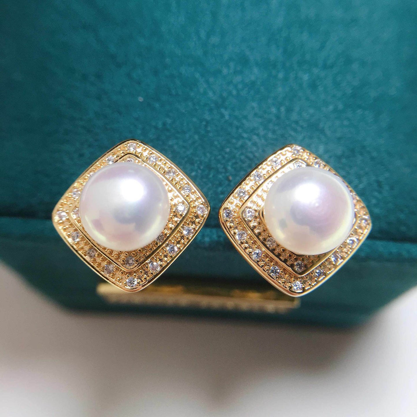 Shiny Dual Square Zircon Freshwater Pearl Earrings