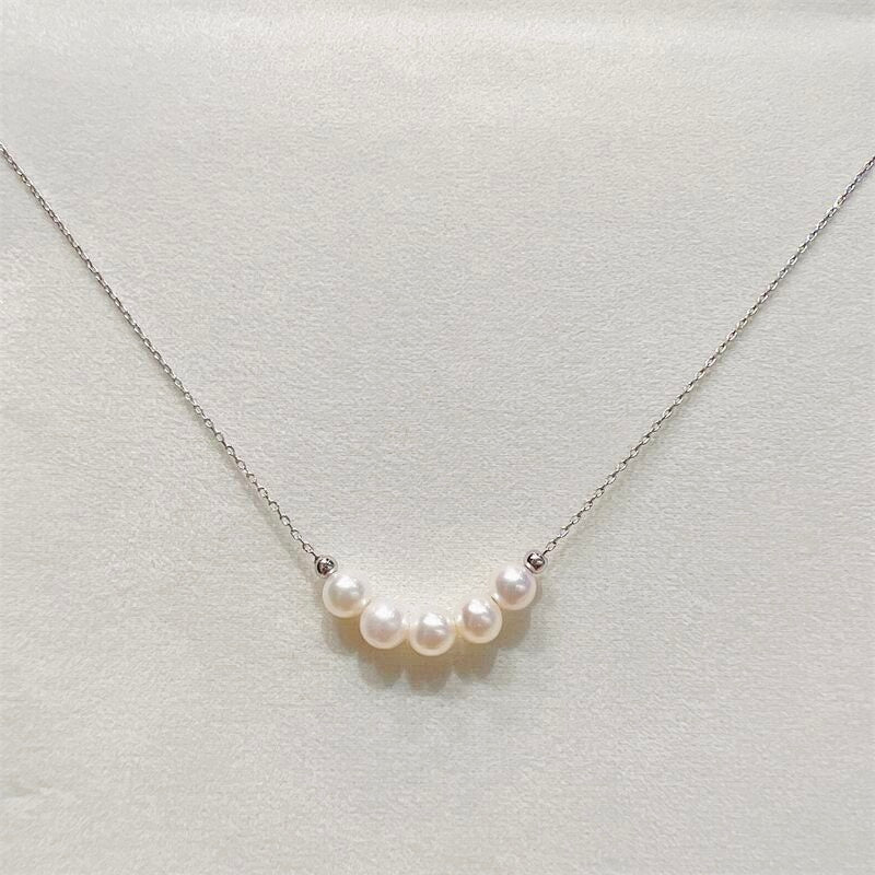 Smile Three 7mm Freshwater Pearl Necklace
