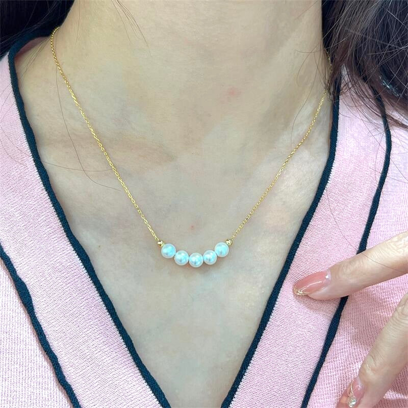 Smile Three 7mm Freshwater Pearl Necklace