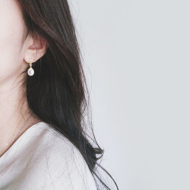 Water Drop Zircon Oval Pearl Earrings