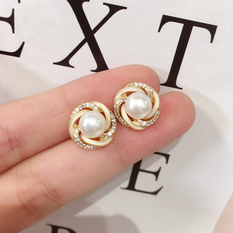 Bird Nest Braided Freshwater Pearl Stud Earrings