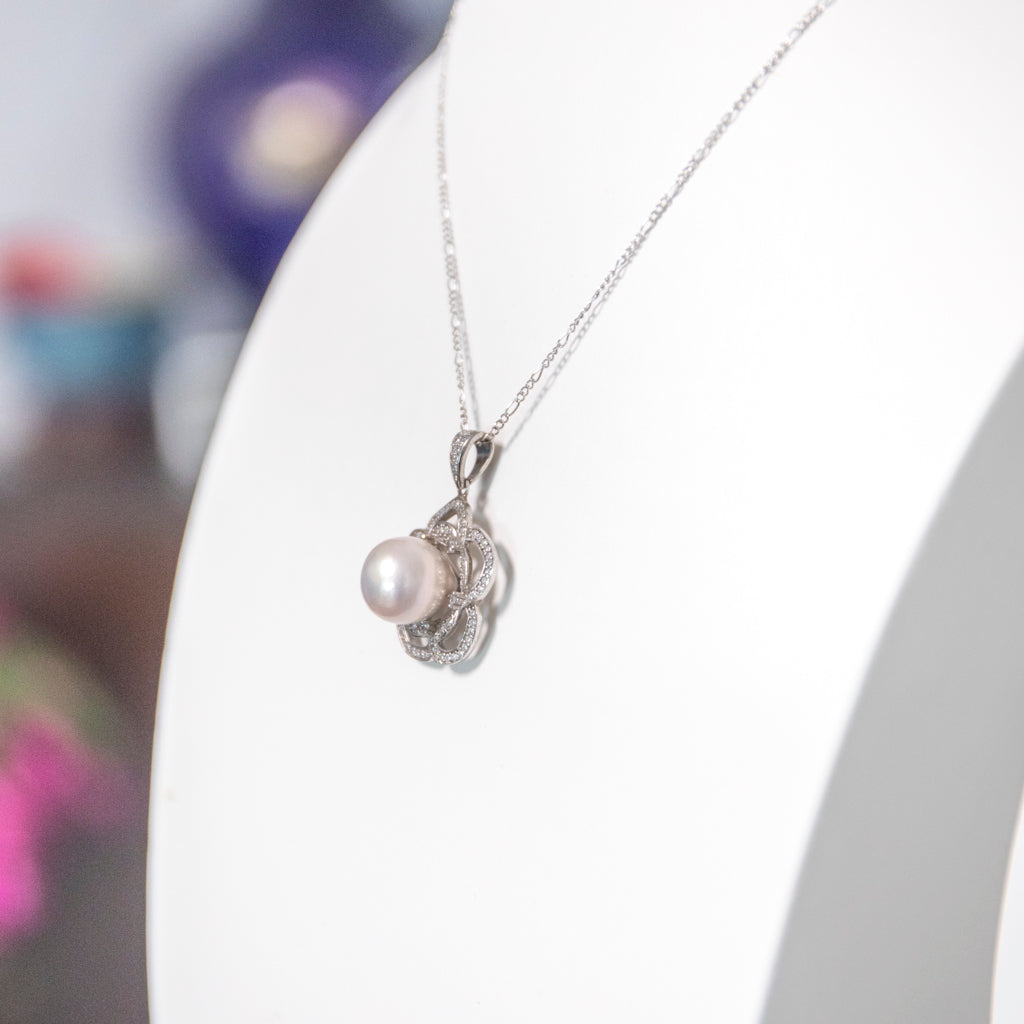 AAA Pearl on Zircon Peach Blossom Petal Necklace