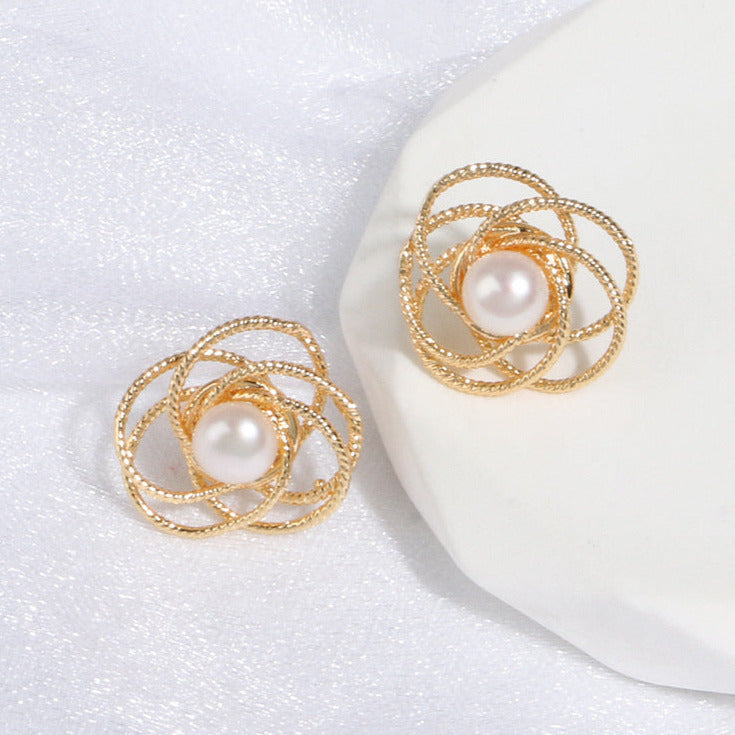 Flower Twisted Petals Pearl Earrings