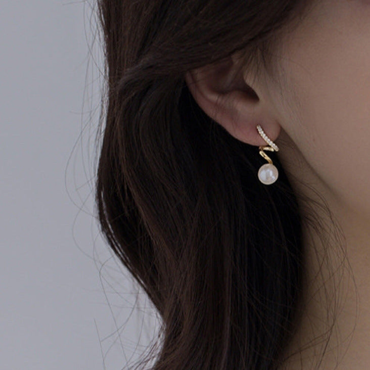 S-Curve Freshwater Pearl Earrings