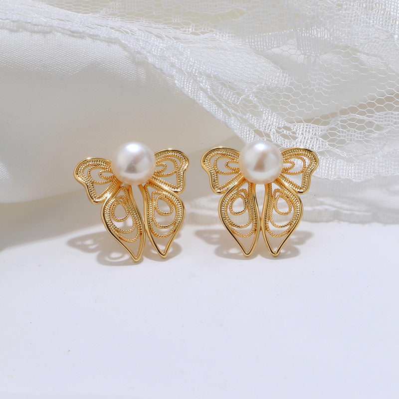 Filigree Hollow Butterfly Pearl Earrings