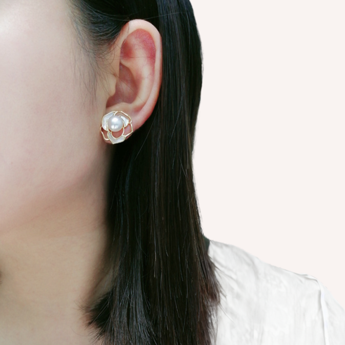 Camellia Pearl Stud Earrings/Necklace/Ring