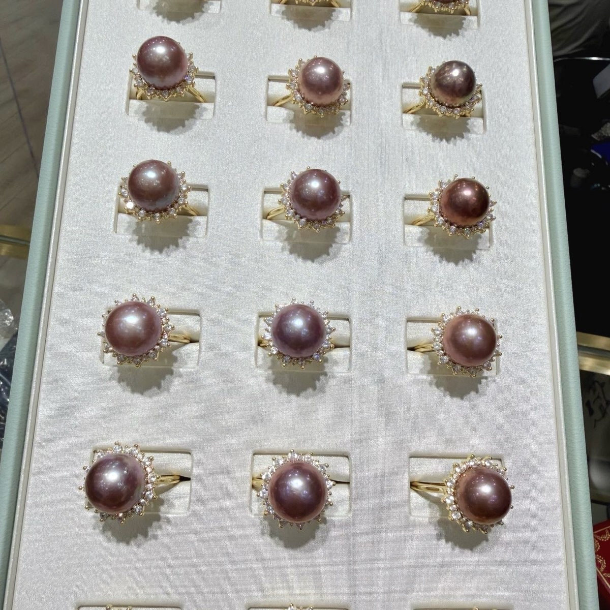 Sunflower Purple Pearl Ring, 13–14mm featuring 13–14mm purple freshwater edison pearl