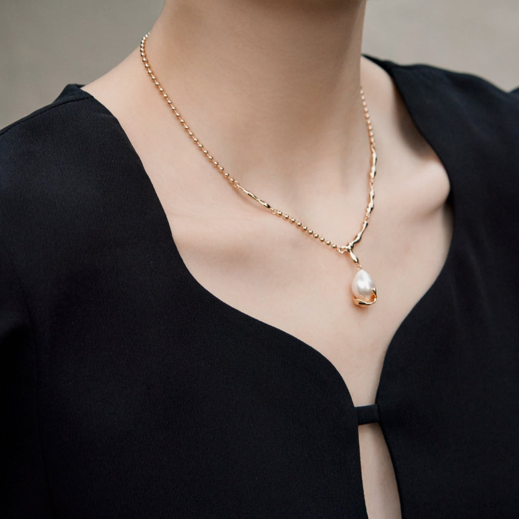 Love Holder Pearl Earings/Necklace- 18kGold Silver