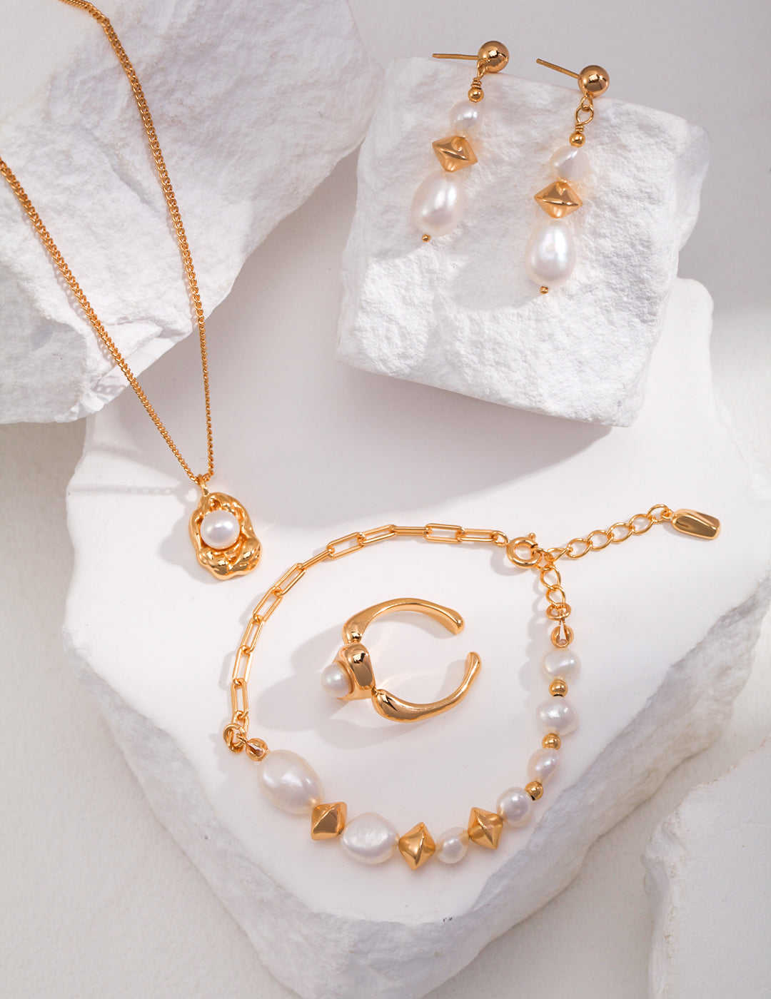 Potato Baroque Pearl-18kGold on Silver