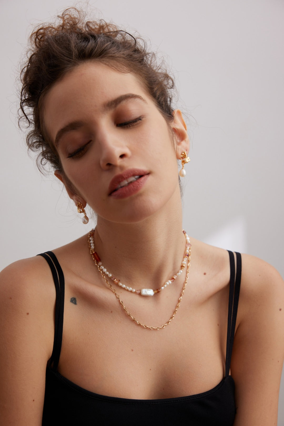 Strawberry Crystal Baroque Pearl Chocker