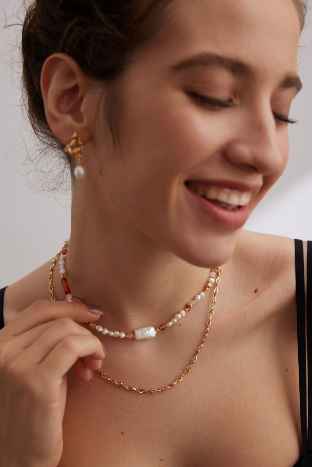 Strawberry Crystal Baroque Pearl Chocker
