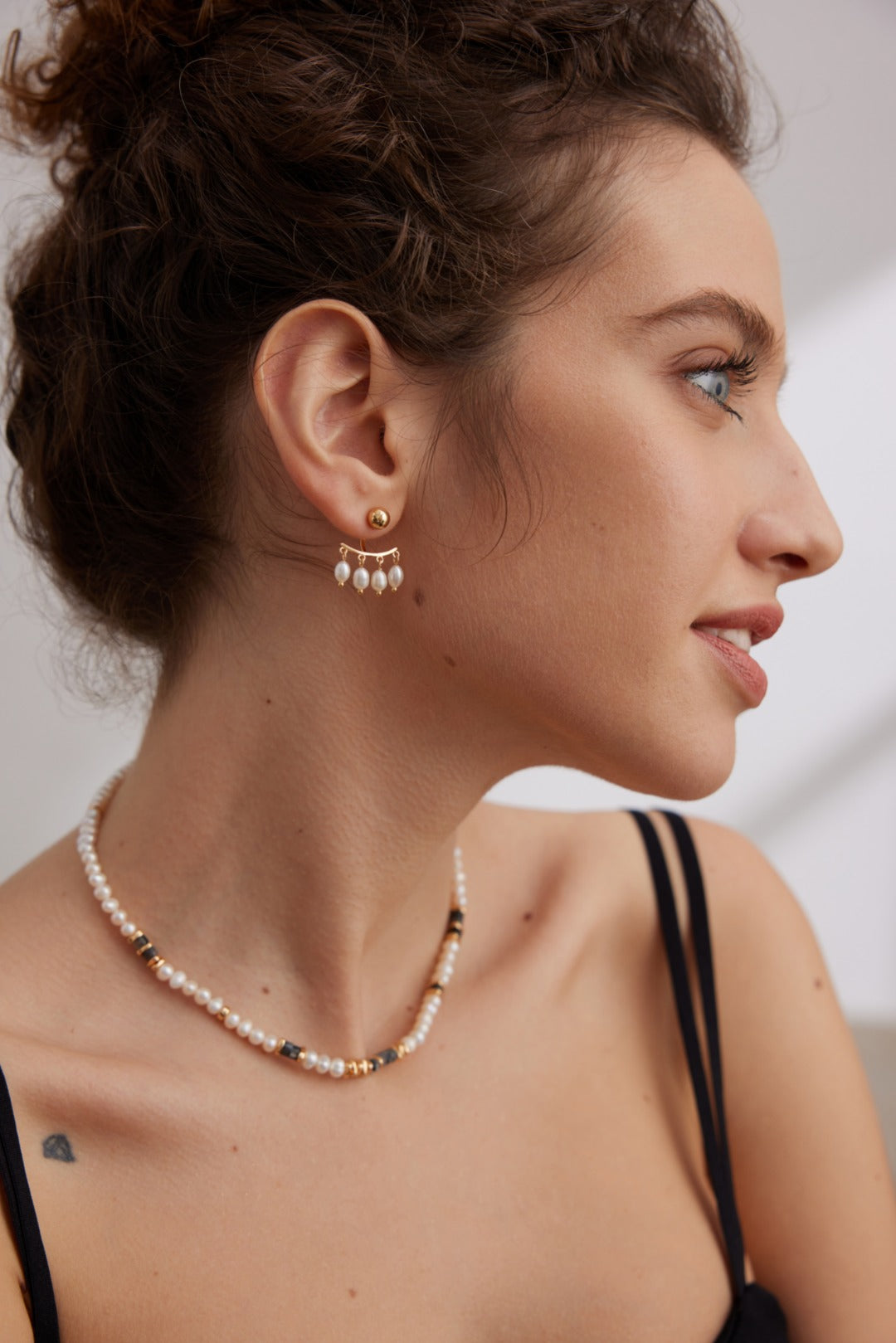Baroque Pearl and Black Spinel Chocker