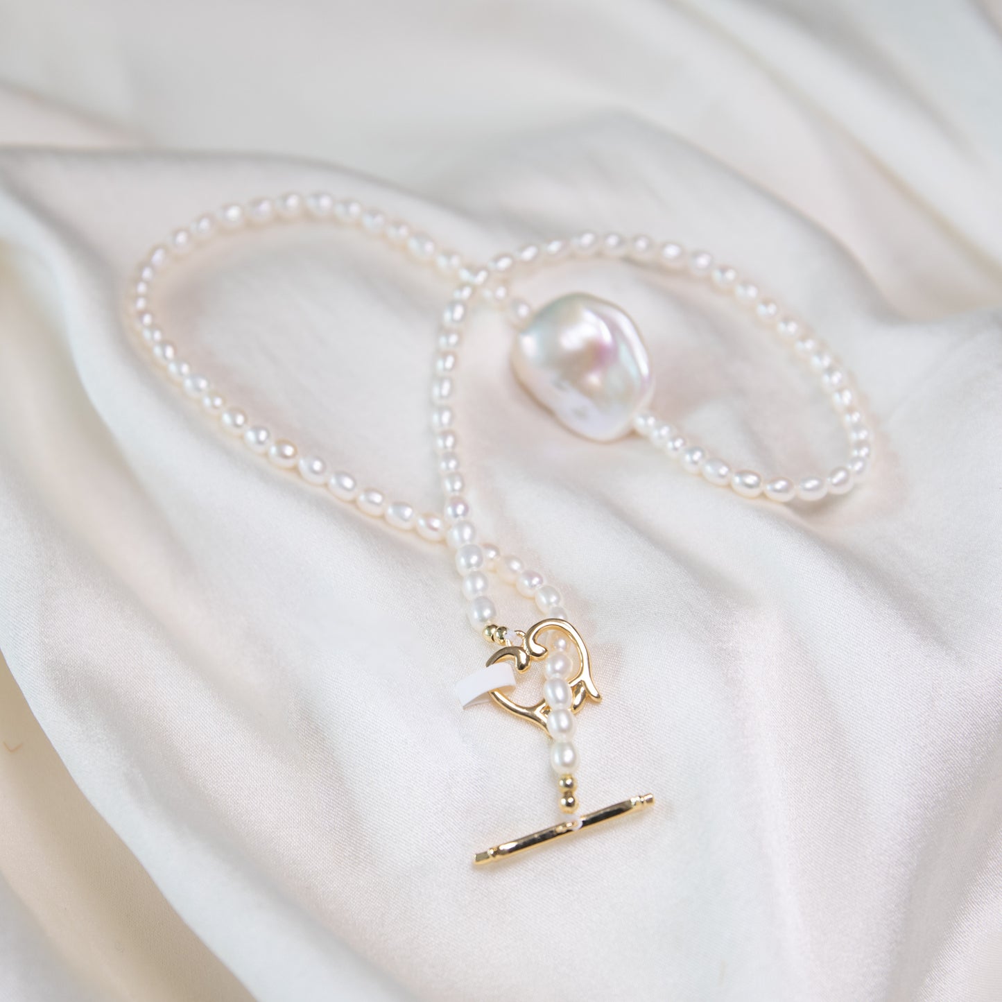 Large Baroque on Oval Freshwater Pearl Necklace