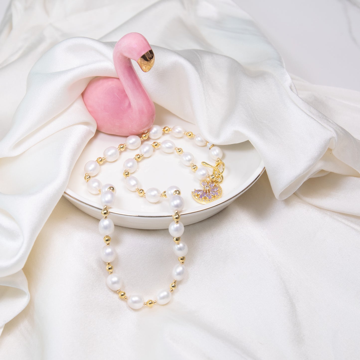 Pink Moon Oval Pearl Necklace
