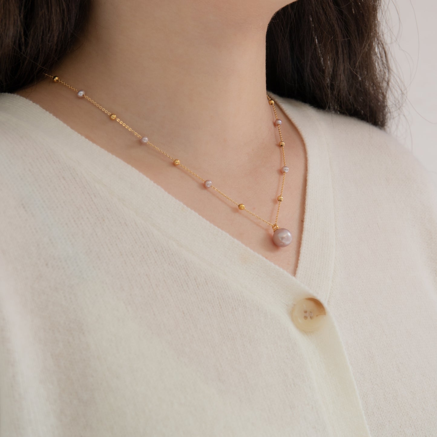 Starry Night Pearl Necklace with Round Pendant