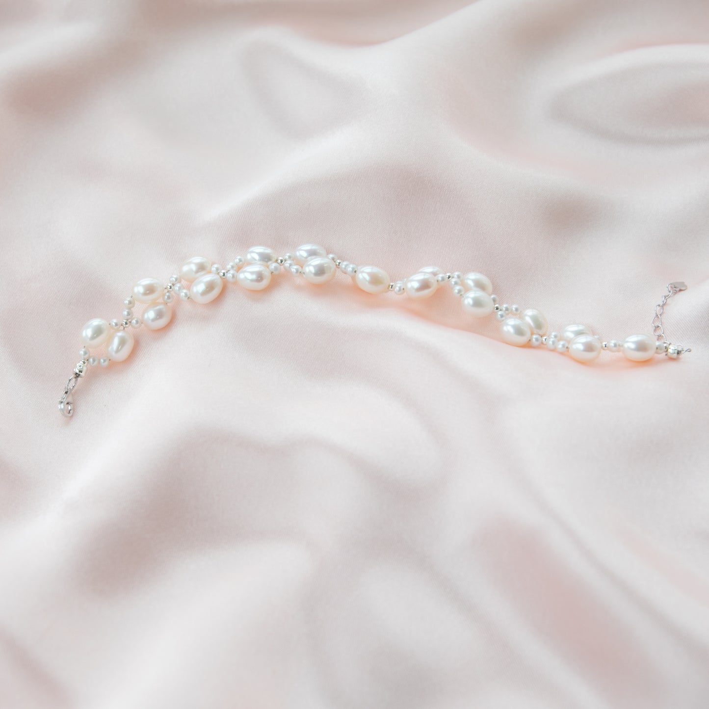 Twist Bridal Oval Pearls Bracelet