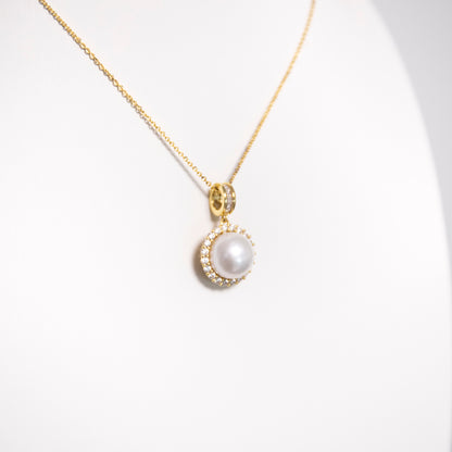 Classic Sunburst Zircon Halo AAA Pearl Necklace