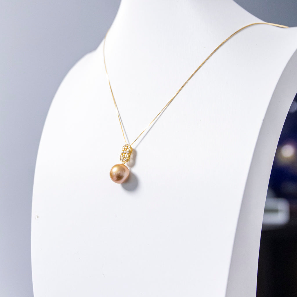 Minimalism Design AAAA Golden Iridescent High-Luster Pearl Necklace