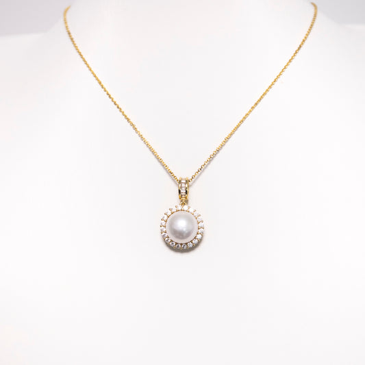 Classic Sunburst Zircon Halo AAA Pearl Necklace