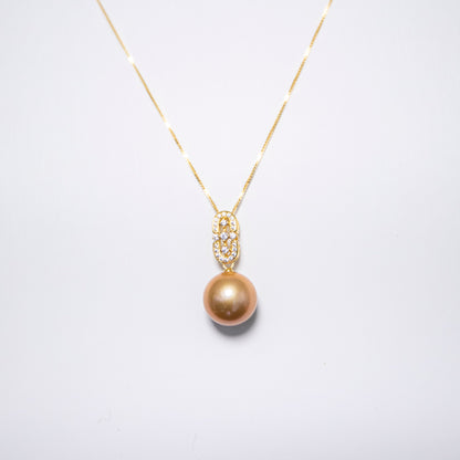 Minimalism Design AAAA Golden Iridescent High-Luster Pearl Necklace