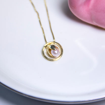 Beloved Halo Bud Pearl Necklace featuring 8–10mm pink freshwater pearl