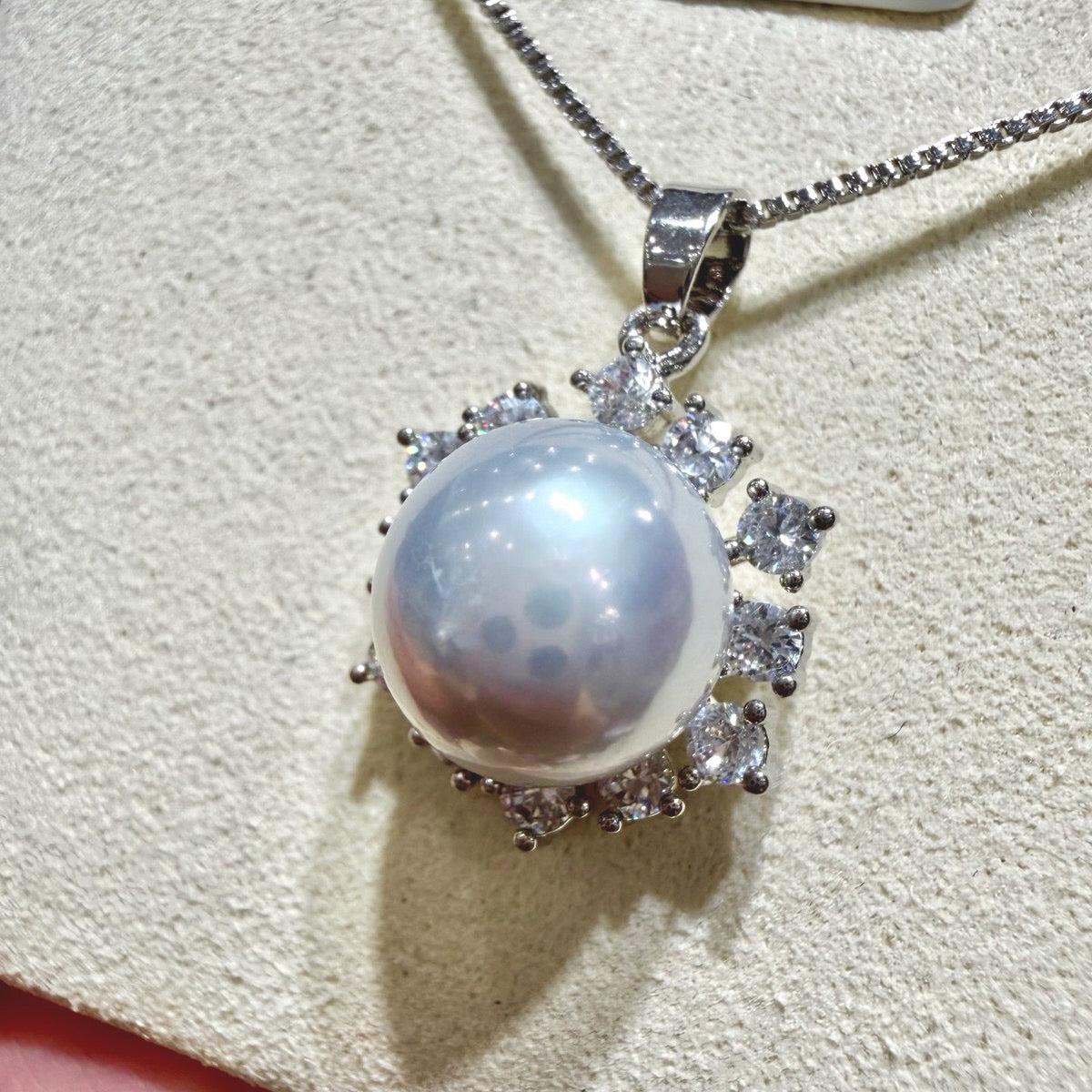 White Freshwater Pearl on Snowflake Zircon Necklace, 10–11mm featuring 10–11mm white freshwater pearl