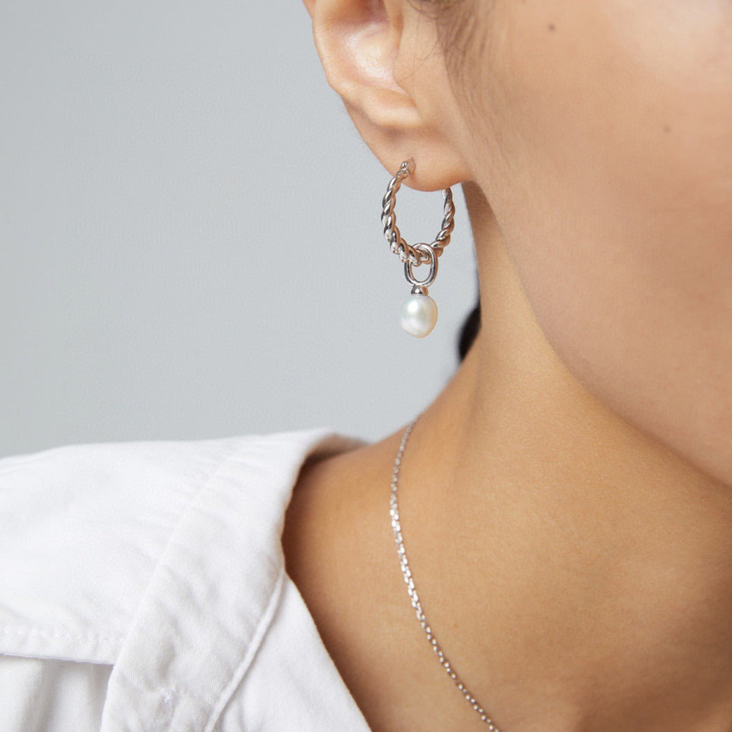 Minimalist Twisted Earings with Detachable Pearls-18kGold on Silver