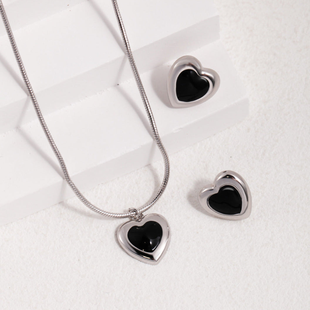 Black Agate Heart Earrings -18kGold on Silver