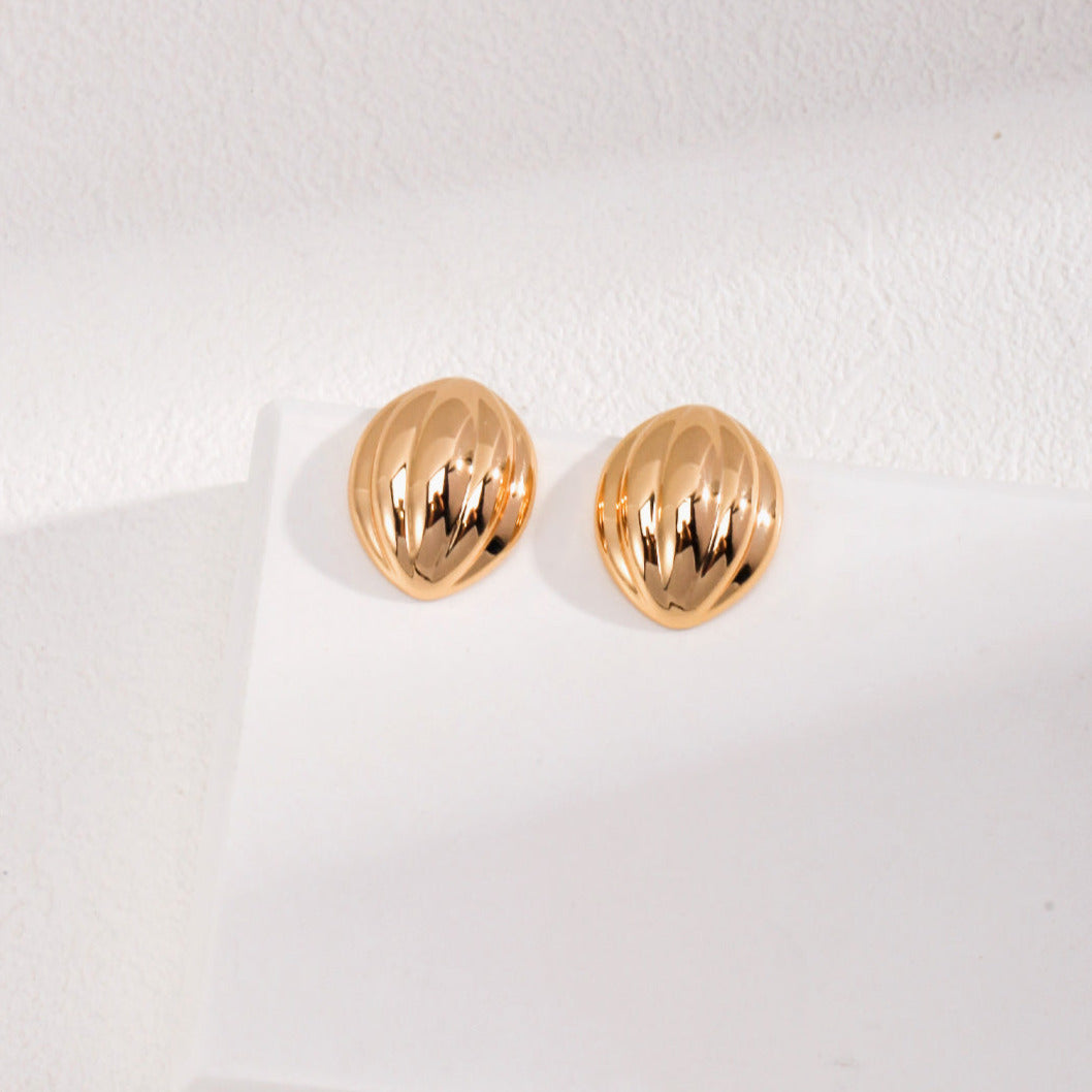 Simple Oval Shell Earrings-18kGold on Silver