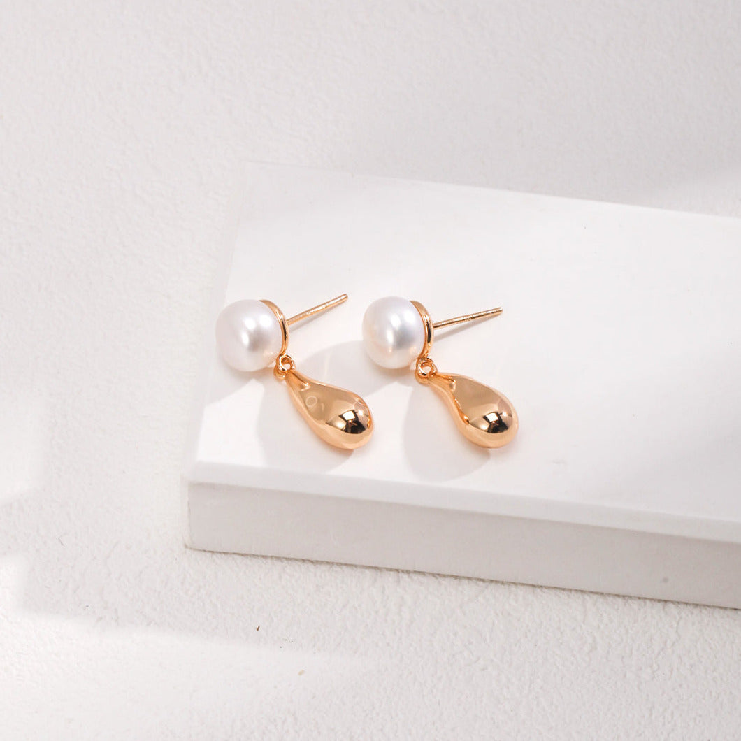 Water Drop Pearl Earring- 18k gold on silver