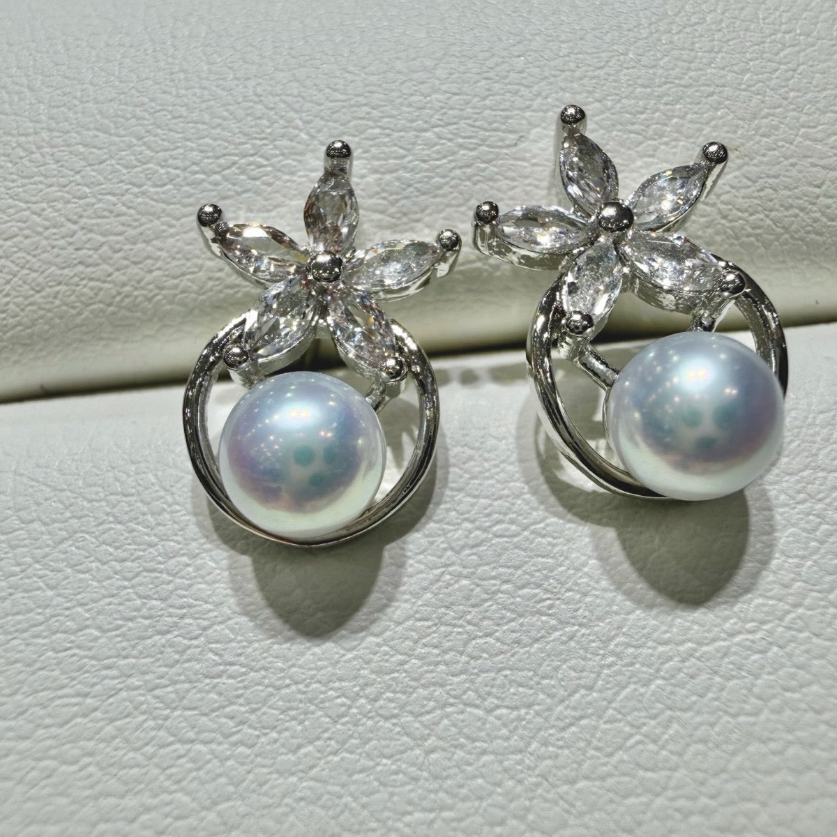 Stars Freshwater Pearl Earrings, 6–7mm featuring 6–7mm white freshwater pearl