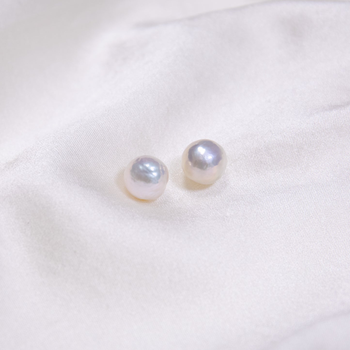 [Simpearl Signature] 11mm Round Baroque Pearl Stubs Earrings