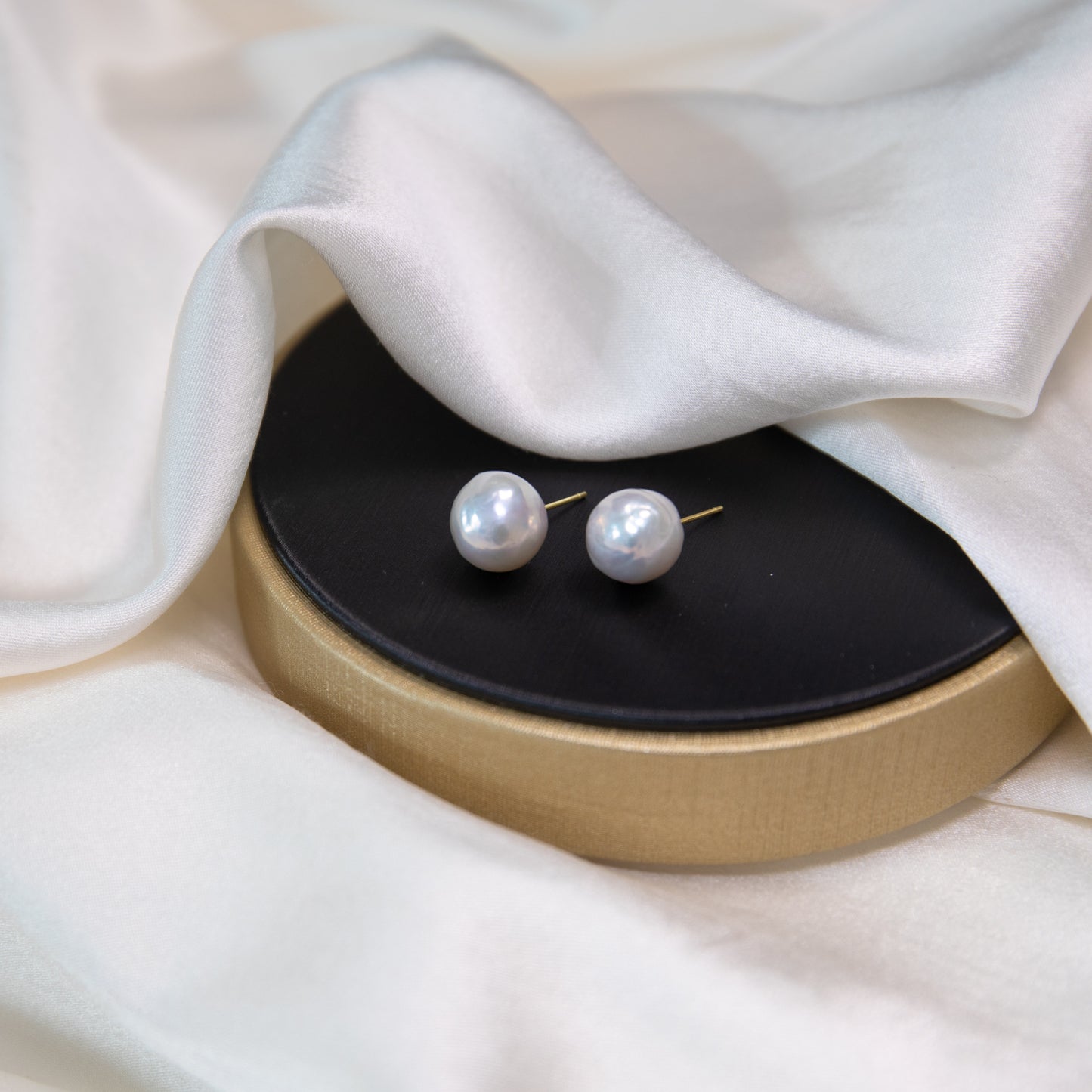 [Simpearl Signature] 11mm Round Baroque Pearl Stubs Earrings