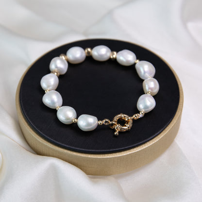 Baroque Pearls Bracelet with Gold Beads