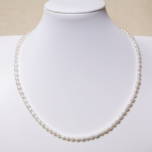 [Simpearl Signature] Small Oval Freshwater Pearl Necklace