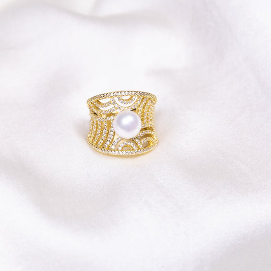 Gold Crown Ring with 5mm Freshwater Pearl