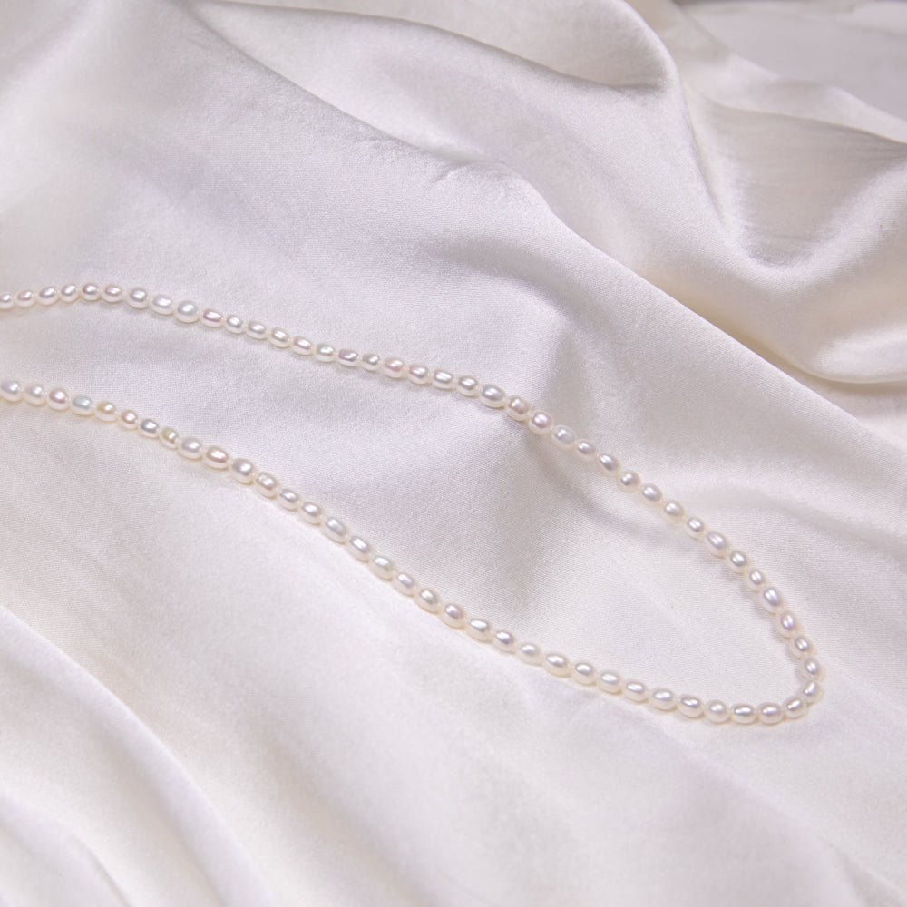 [Simpearl Signature] Small Oval Freshwater Pearl Necklace